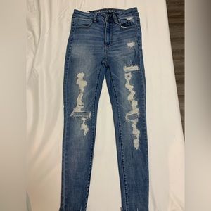 American Eagle Size 2 Short Jeans